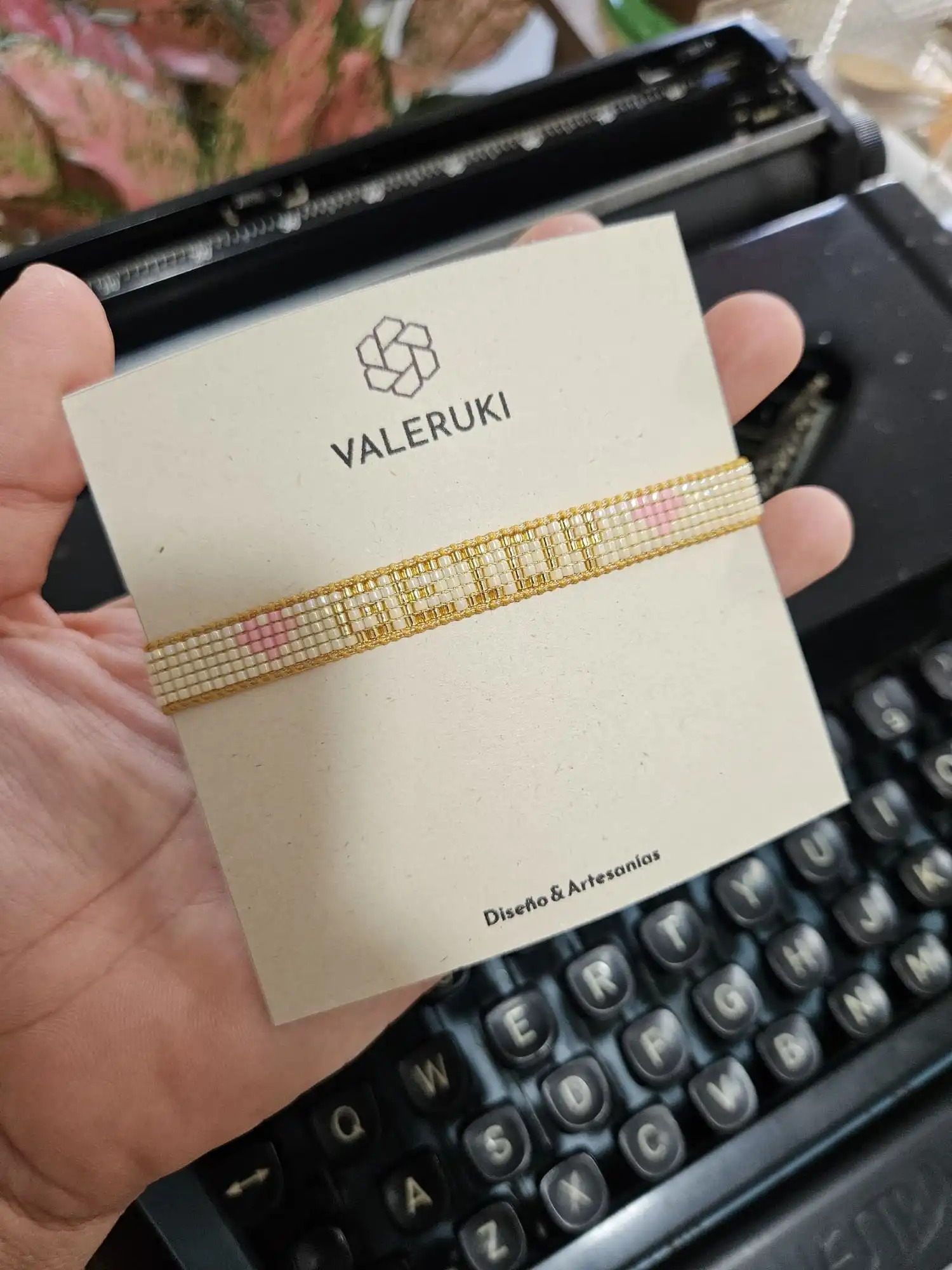 VALERUKI - 378-01.jpg