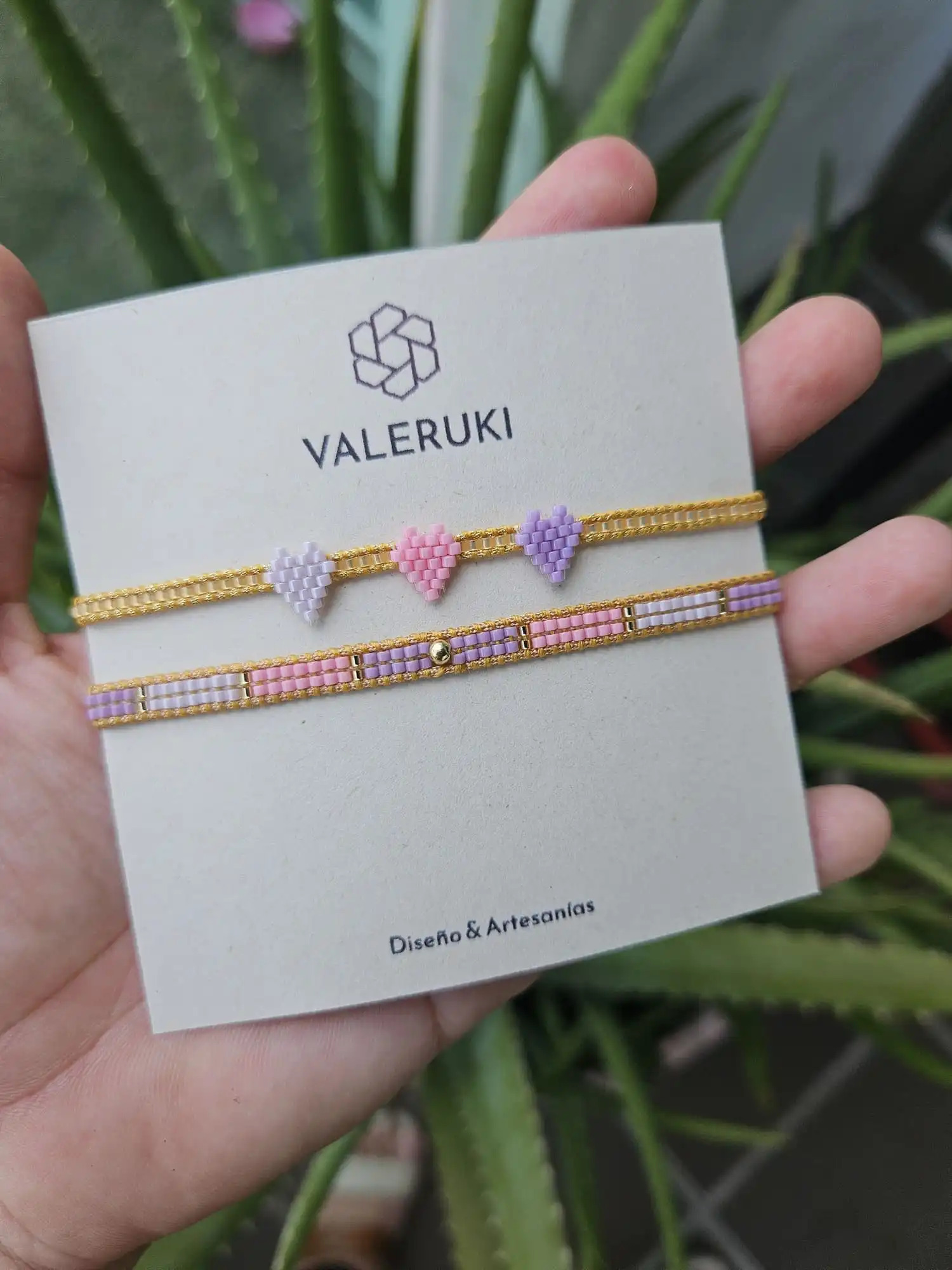 VALERUKI - 405-01.jpg
